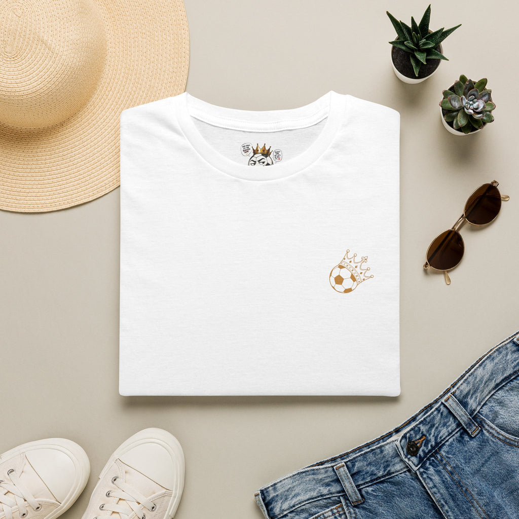 Cute Crowned Cat Pocket Tee — Minimal Embroidered Kitten T-Shirt