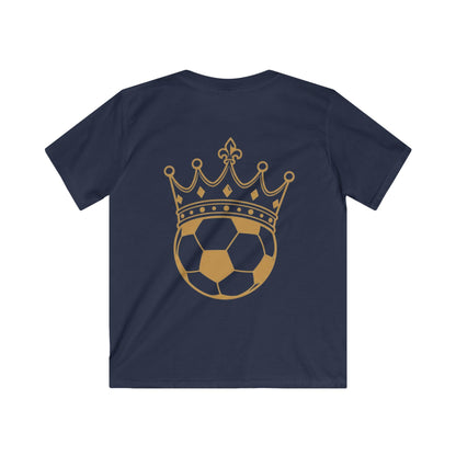 Kids Tee — 'FASTT' Soccer Ball with Crown Graphic Youth футболка featuring a crown graphic above a soccer ball.