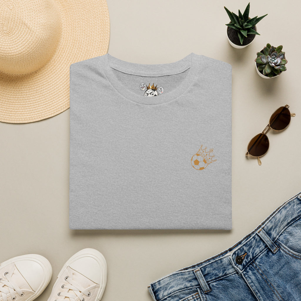 Cute Crowned Cat Pocket Tee — Minimal Embroidered Kitten T-Shirt