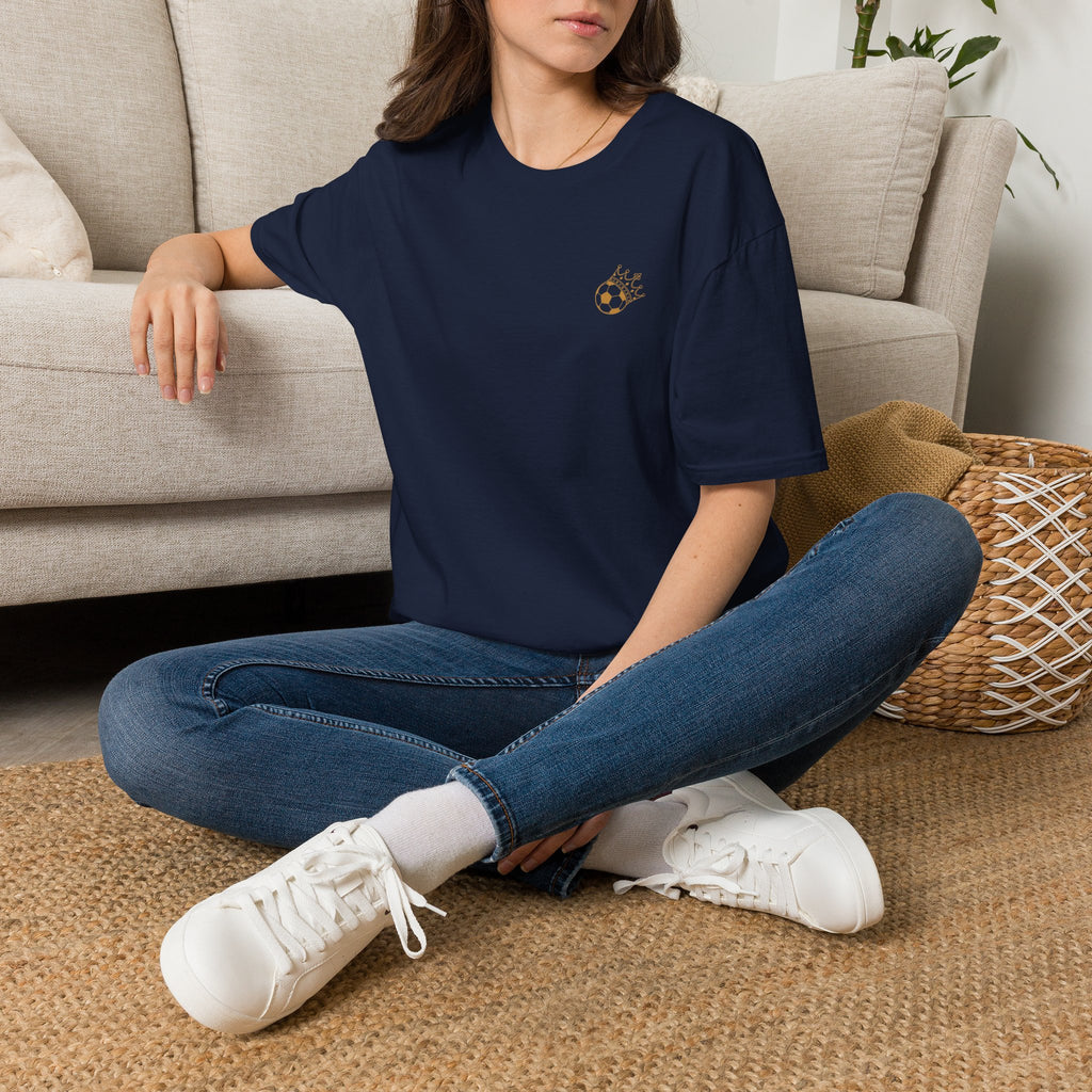 Cute Crowned Cat Pocket Tee — Minimal Embroidered Kitten T-Shirt